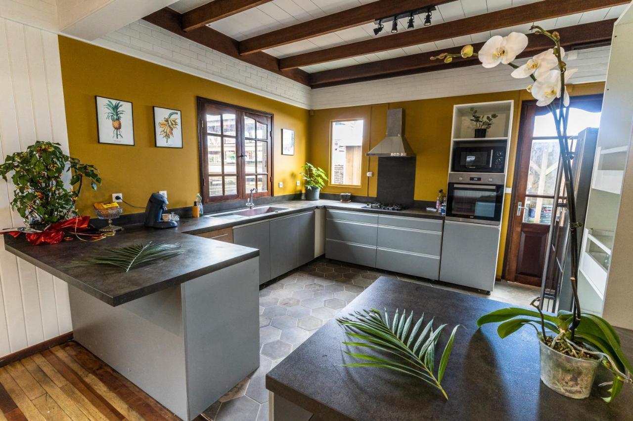 Magnifique Villa Creole Villa Ti Bout Bois Avec Cheminee Au Tevelave Les Avirons 외부 사진